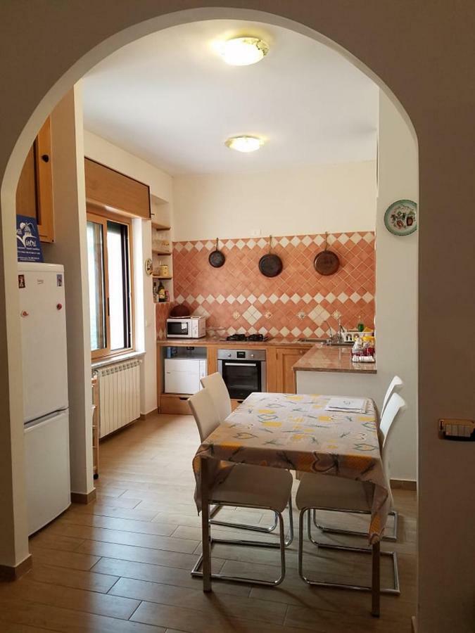Casa Di Chiara Apartment Vietri Екстериор снимка